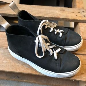 Doc Martens Baynes Boots